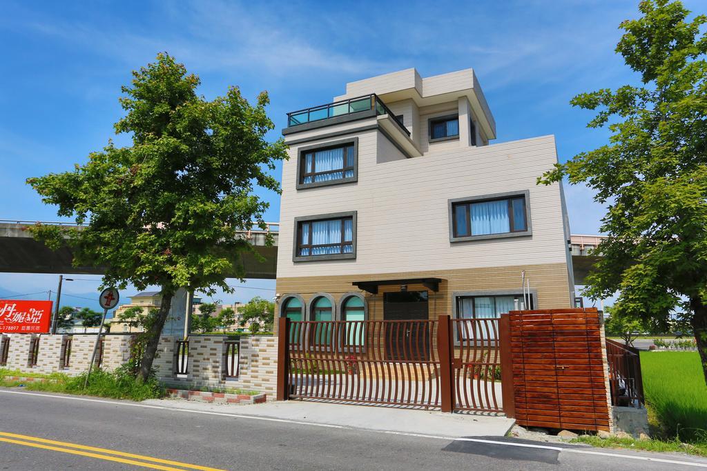 Dania Garden Luodong Exterior foto