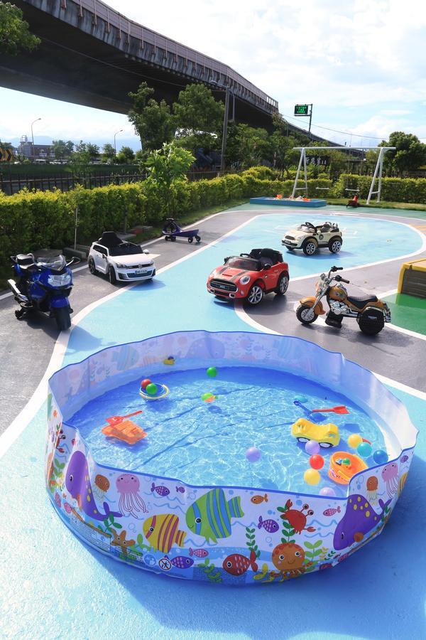 Dania Garden Luodong Exterior foto