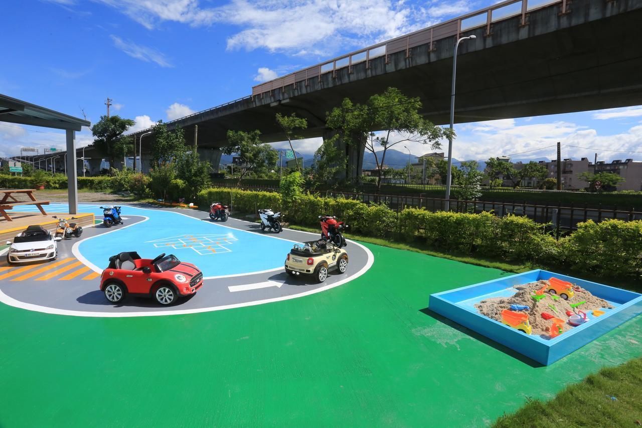 Dania Garden Luodong Exterior foto